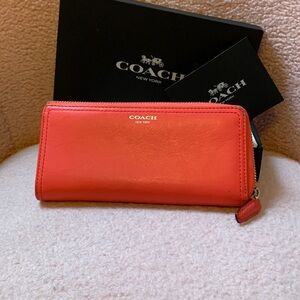 Coach Women's Bold Pink Leather Card Holder